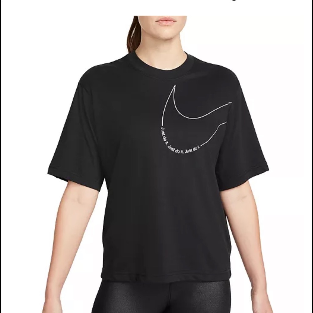 BNWT Nike Dri-fit Boxy Shirt, sz M